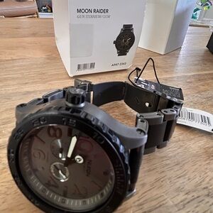 Nixon Gunmetal Moon Raider Watch Gun/Titanium